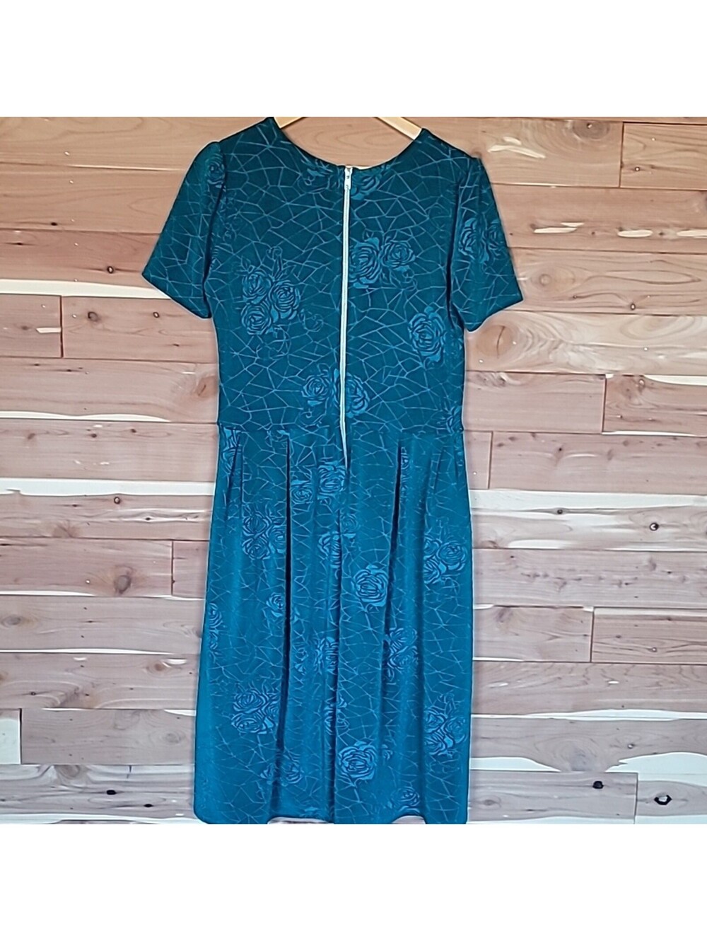 LuLaRoe Amelia Dress, Size L, Teal, Turquoise, Green, Geometric Roses - Picture 5 of 8